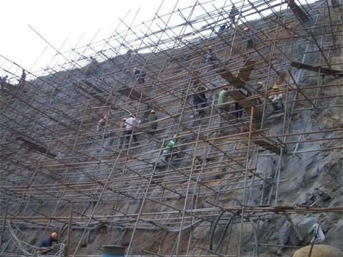 塔什库尔干公路桩基检测